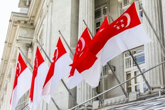singapore-flags