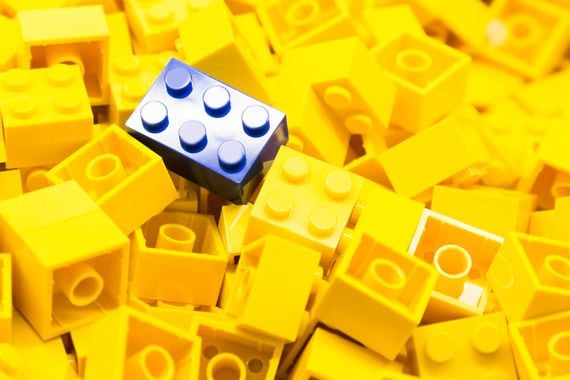 colored-bricks-lego