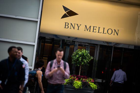 a-bank-of-new-york-mellon-office-location-ahead-of-earns