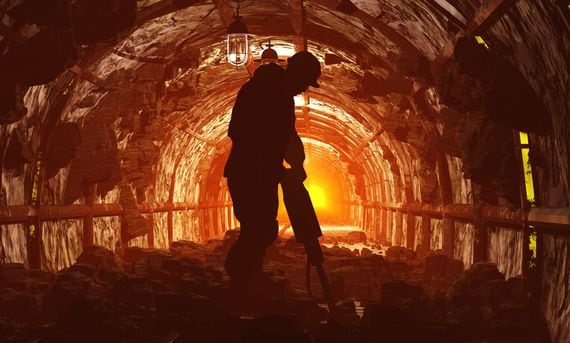 mining-shutterstock_176428352